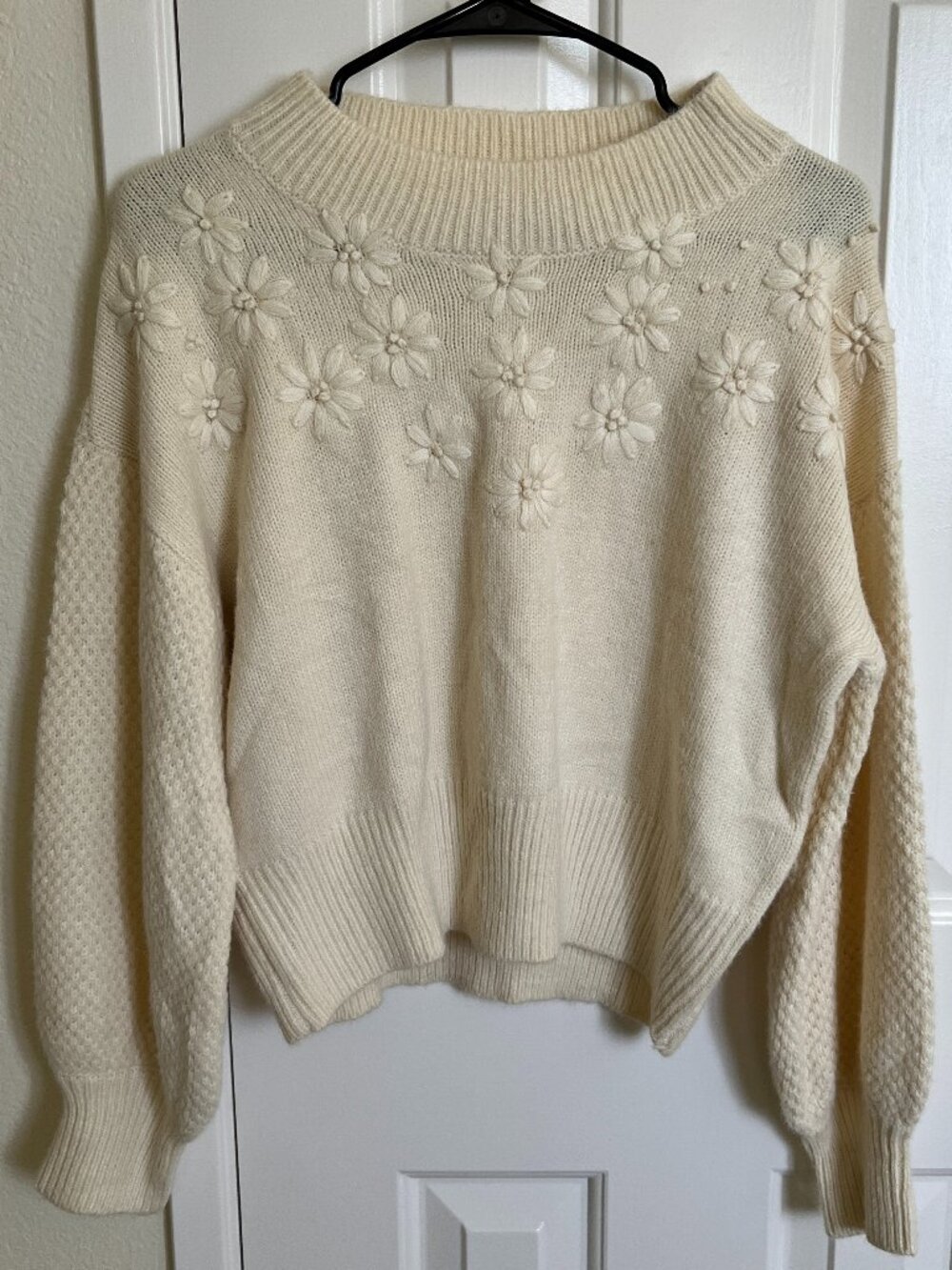 Eptison Women Flower Embroidered Sweater, White, Size XS